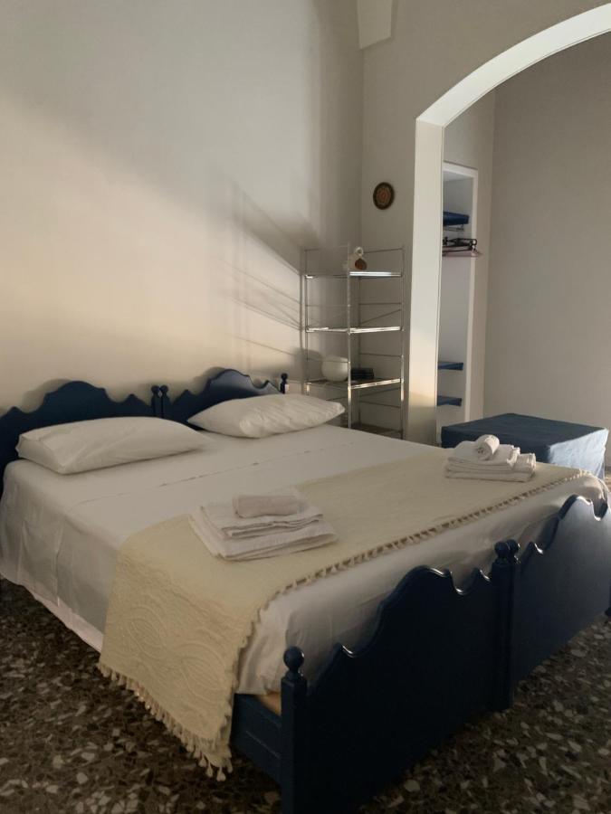 Le Tre Civette Bed & Breakfast Lecce Exterior photo