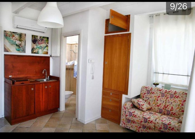 Le Tre Civette Bed & Breakfast Lecce Exterior photo
