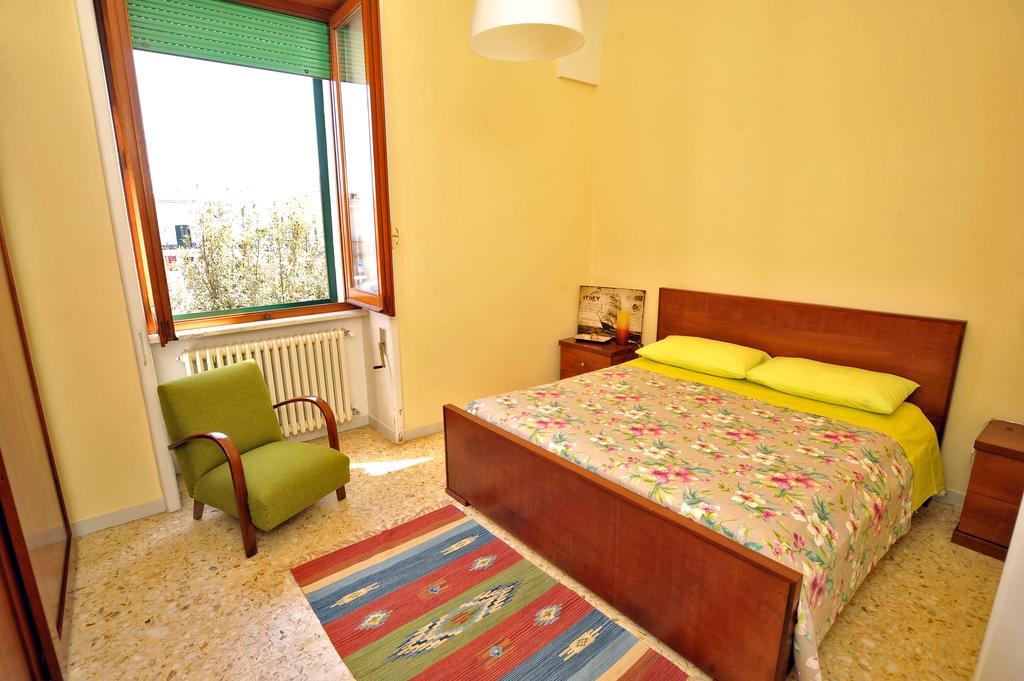 Le Tre Civette Bed & Breakfast Lecce Exterior photo