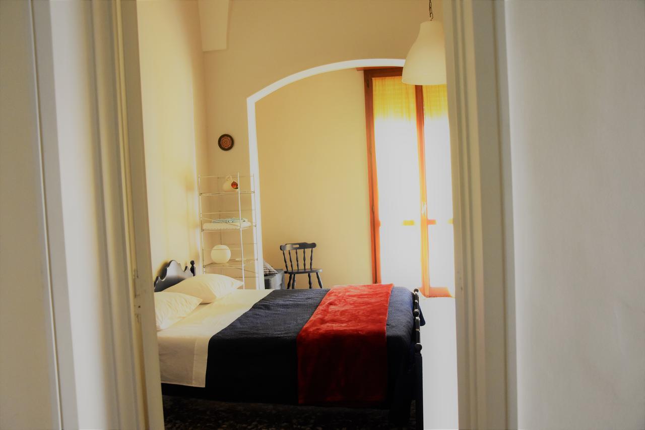 Le Tre Civette Bed & Breakfast Lecce Exterior photo